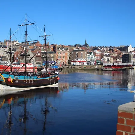 Little Gem * Whitby